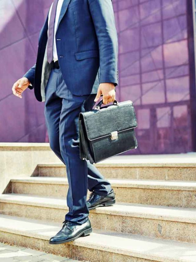 Best Looking Office Bags for Men – Carry Office Stuffs Easily