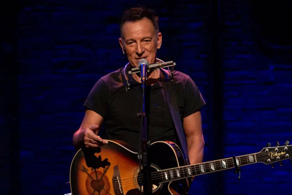 guitar masterclass led by Bruce Springsteen