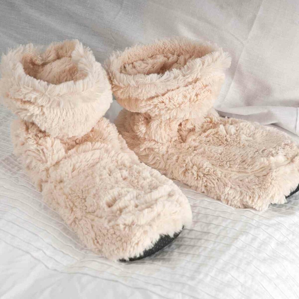 Warm microwavable slippers: